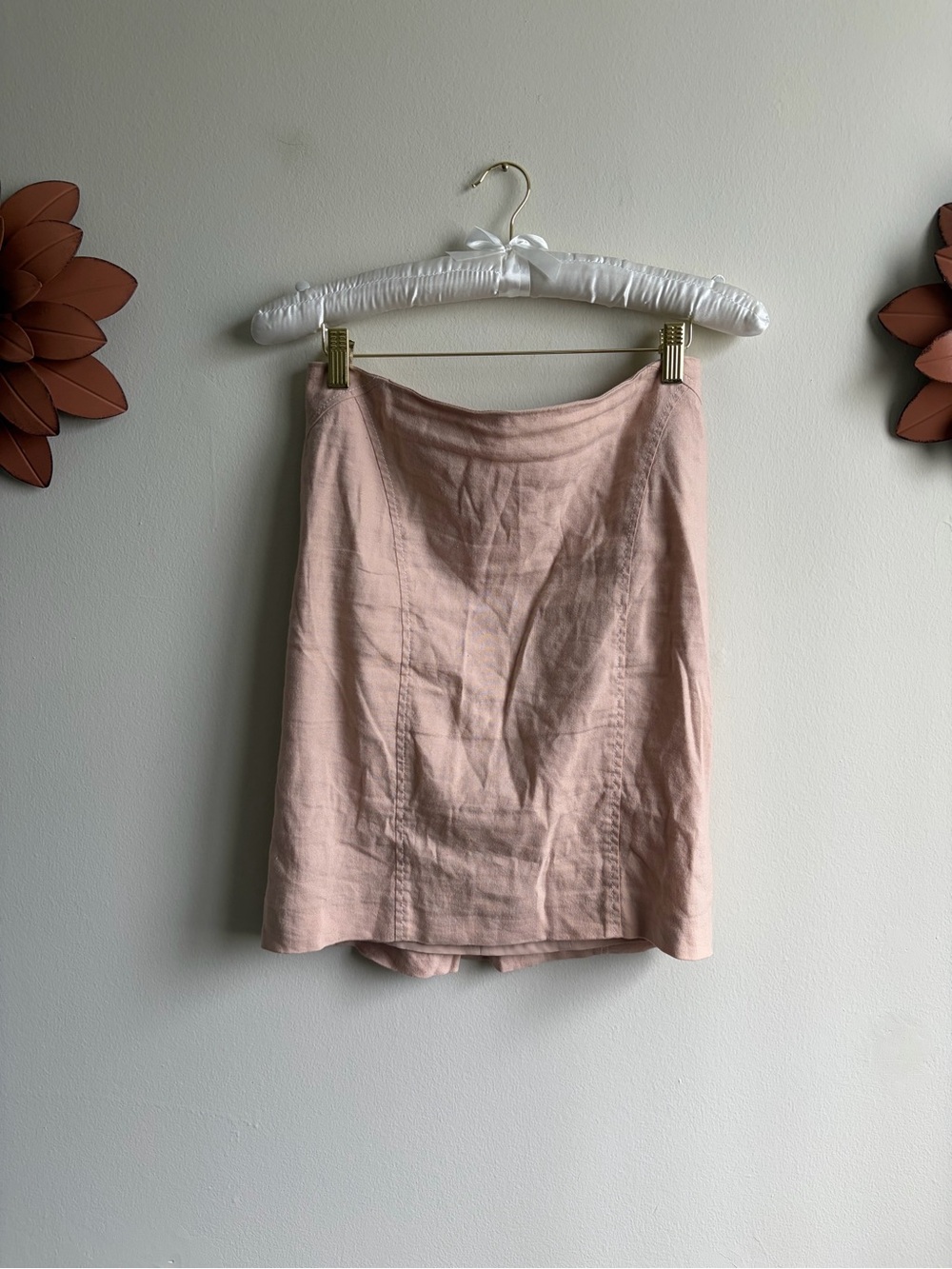bebe Light Pink Midi Skirt with Subtle Seams